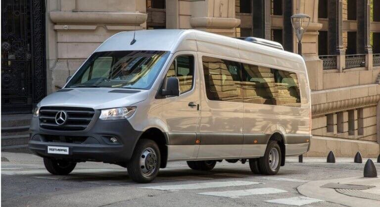 Van 20 lugares